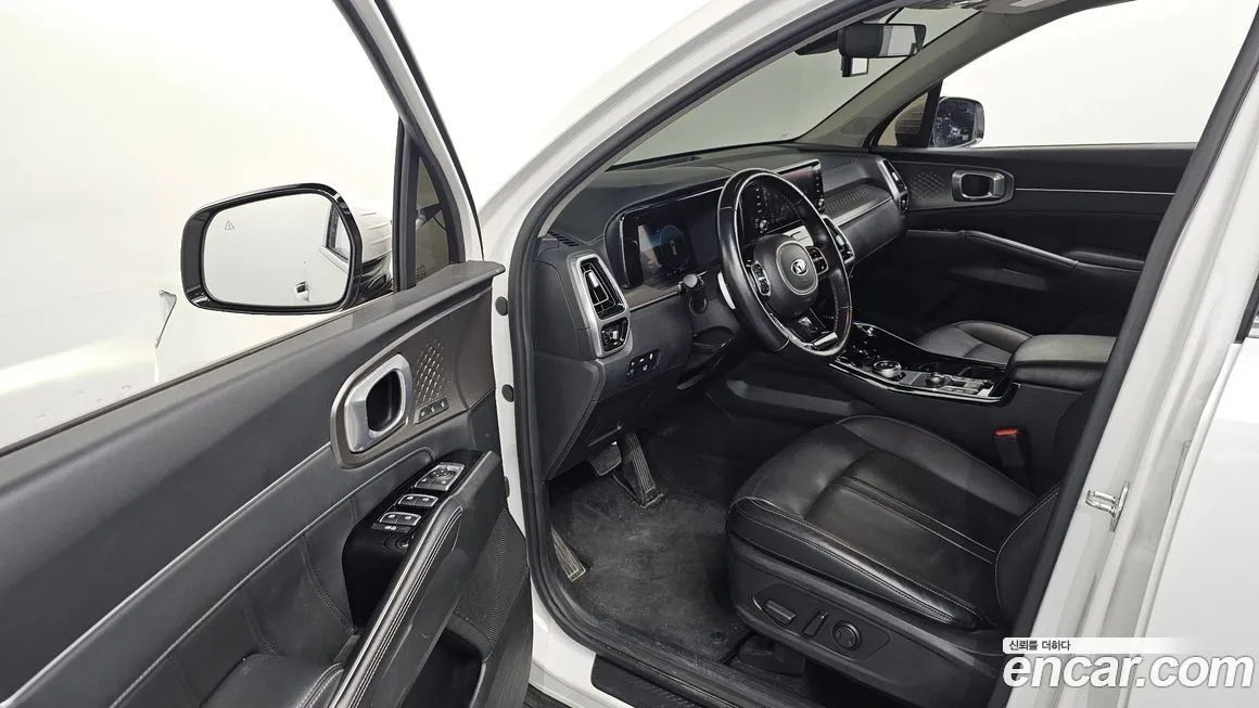 Kia Sorento — фото 7