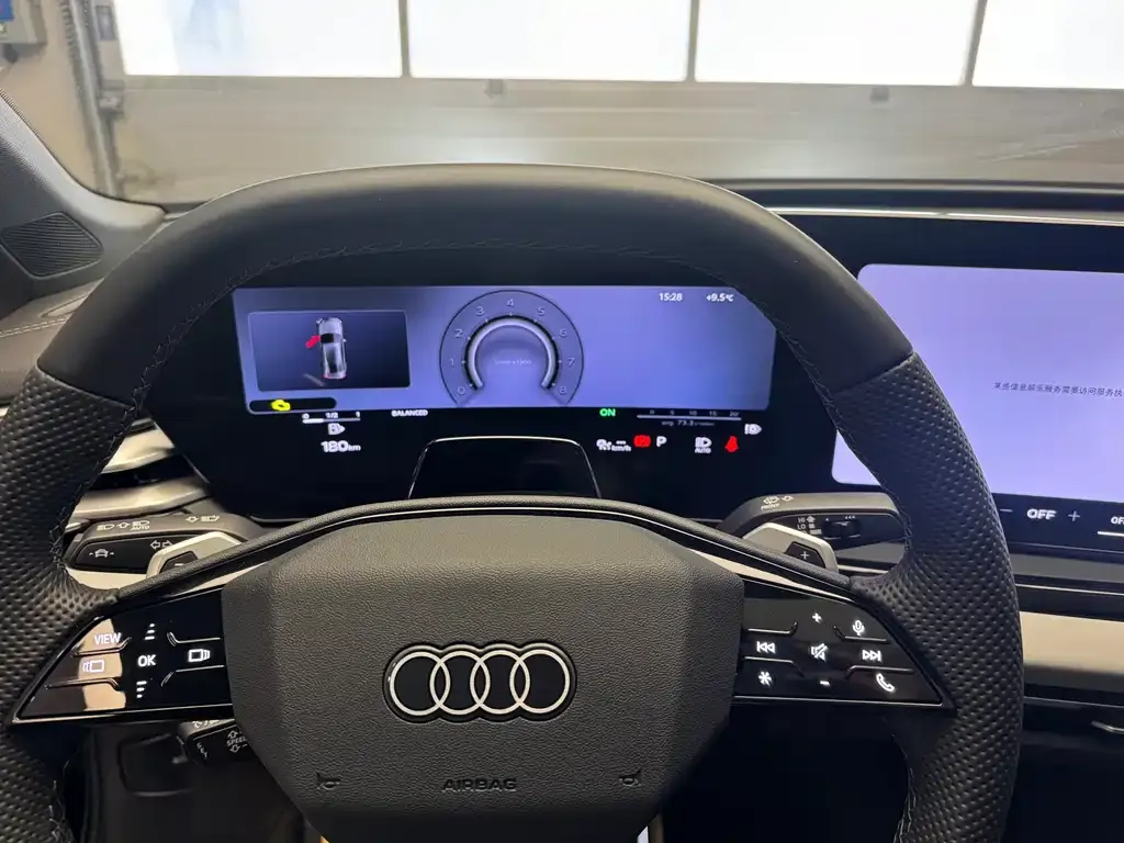 Audi A5L — фото 3