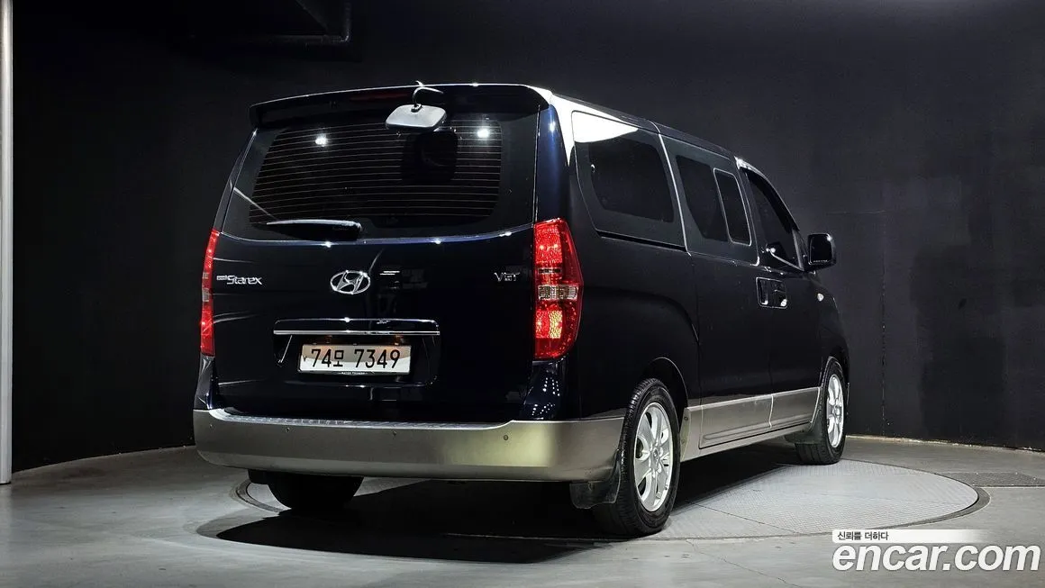 Hyundai Starex — фото 4