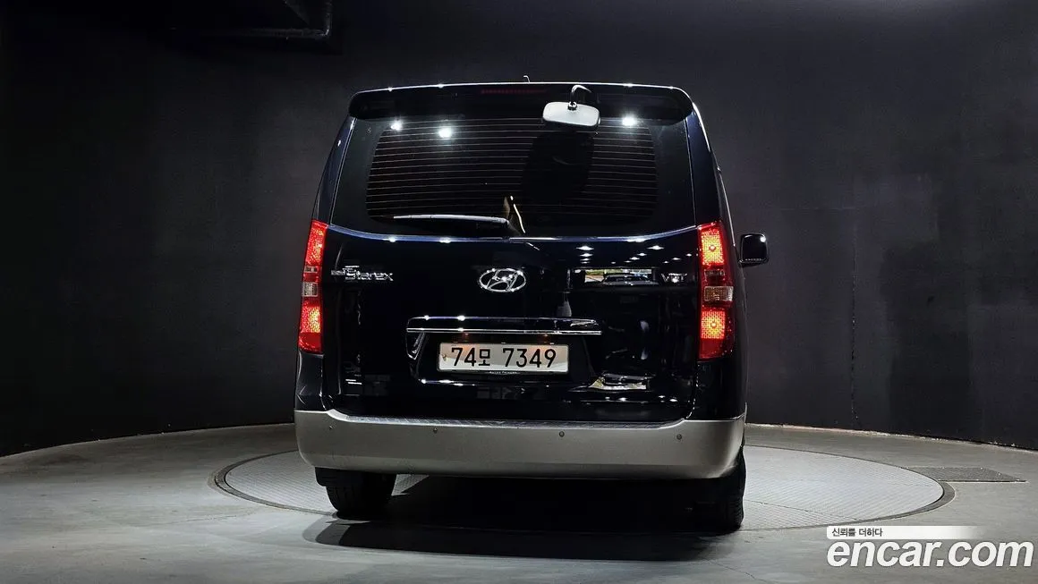 Hyundai Starex — фото 2