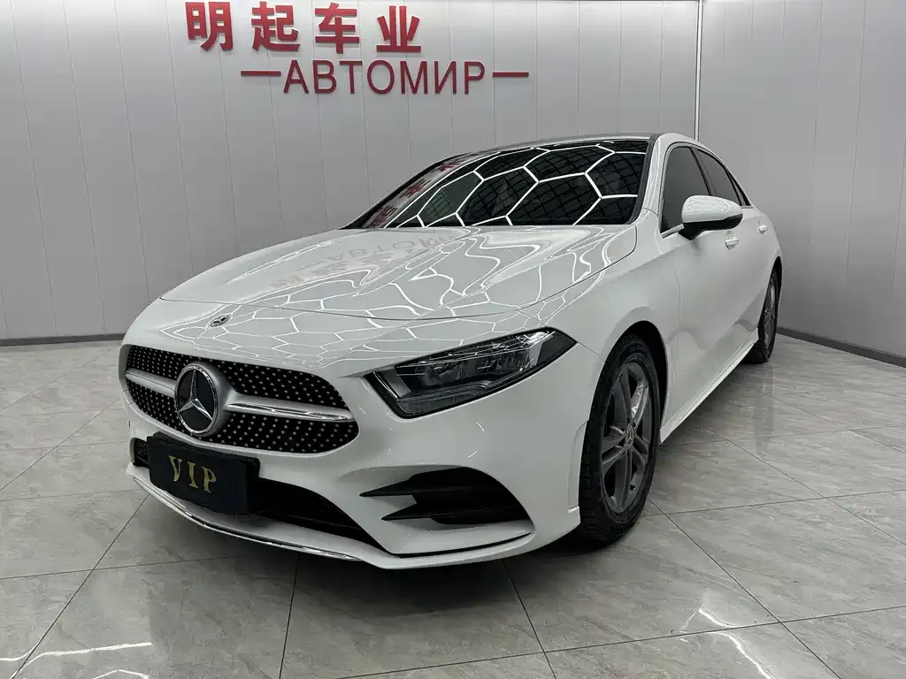 Mercedes-Benz A-Class — фото 1