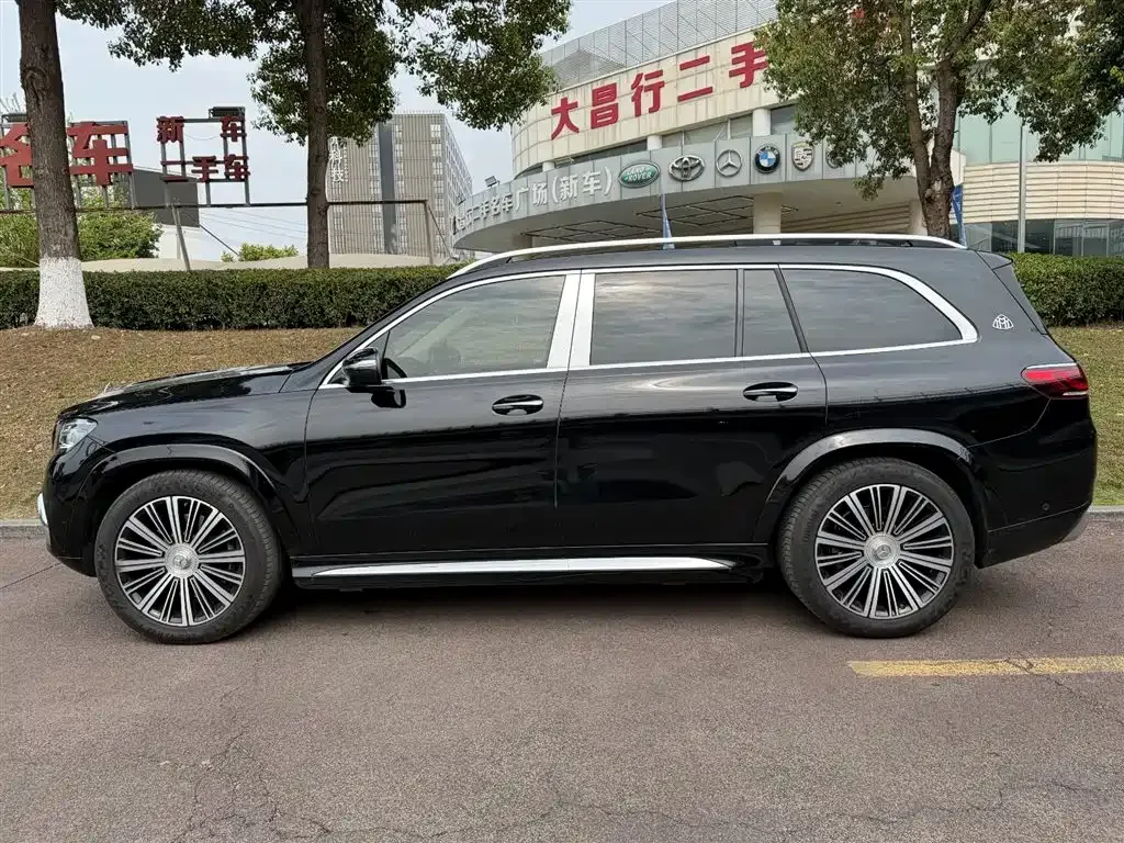 Mercedes-Benz GLS — фото 10