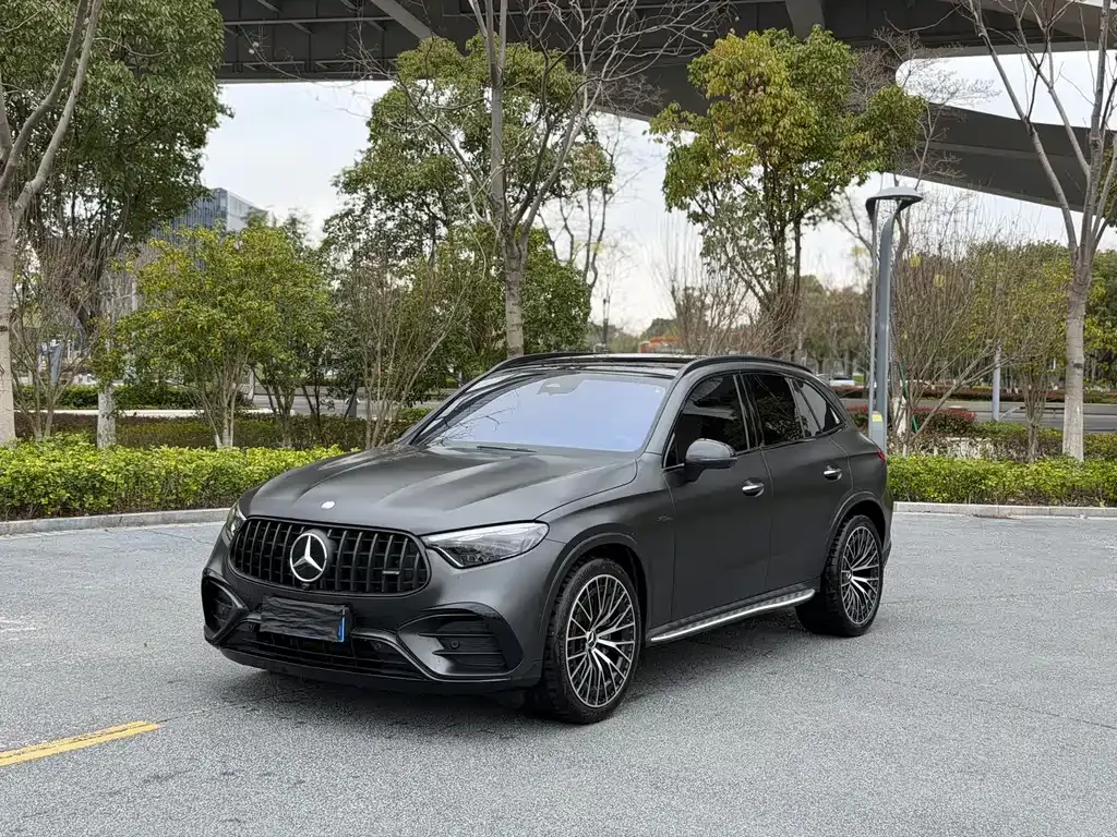 Mercedes-Benz GLC AMG — фото 1