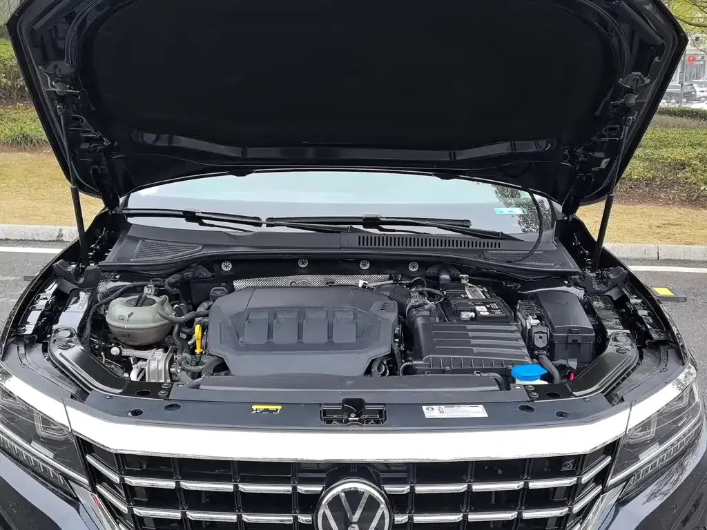 Volkswagen Passat — фото 4