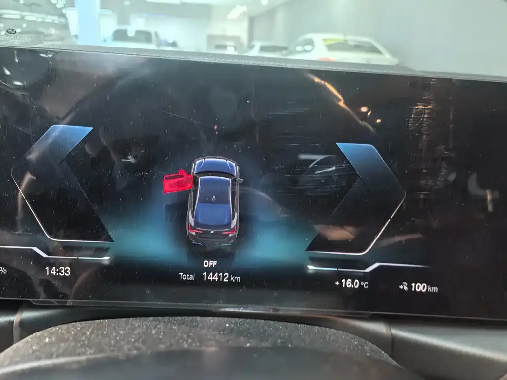 BMW i4 — фото 2