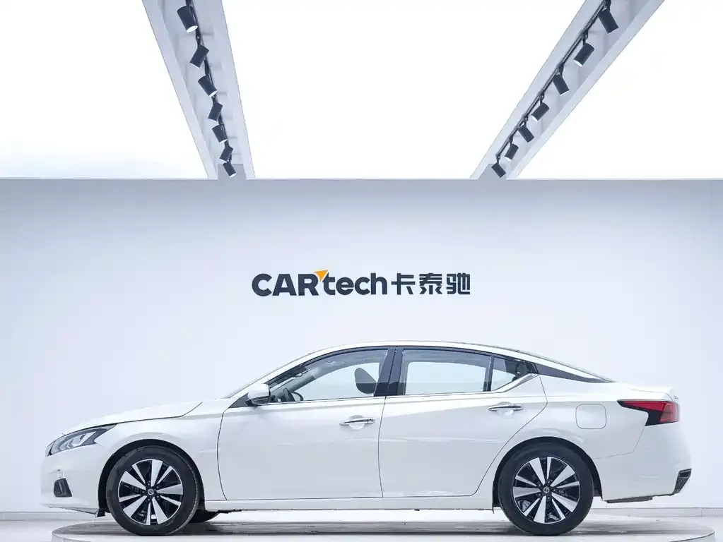 Nissan Teana — фото 8