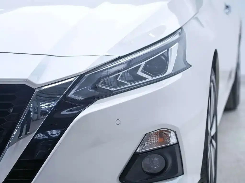Nissan Teana — фото 6