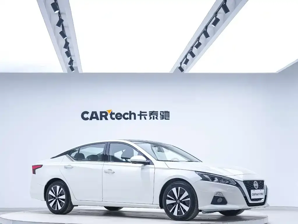 Nissan Teana — фото 4