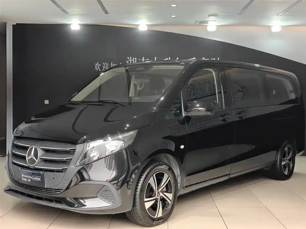 Mercedes-Benz Vito — фото 1