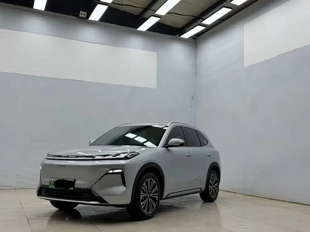 Geely 银河星舰7 — фото 4