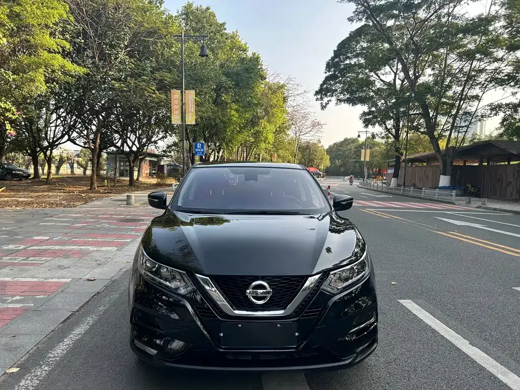 Nissan Qashqai — фото 6