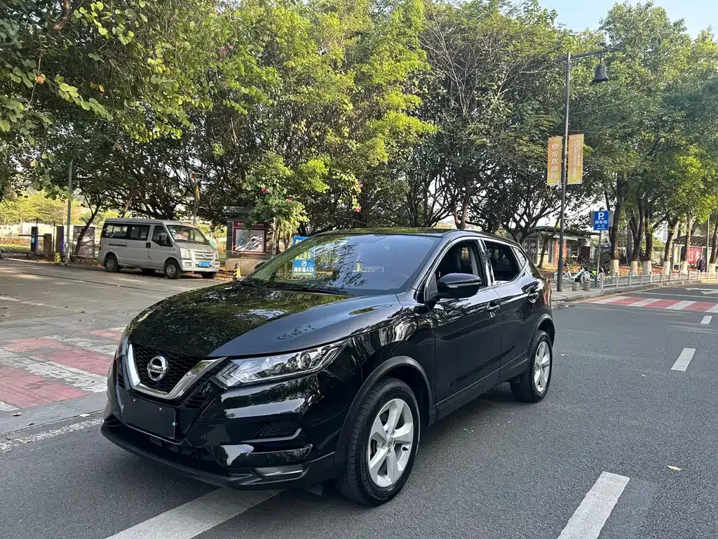 Nissan Qashqai — фото 5