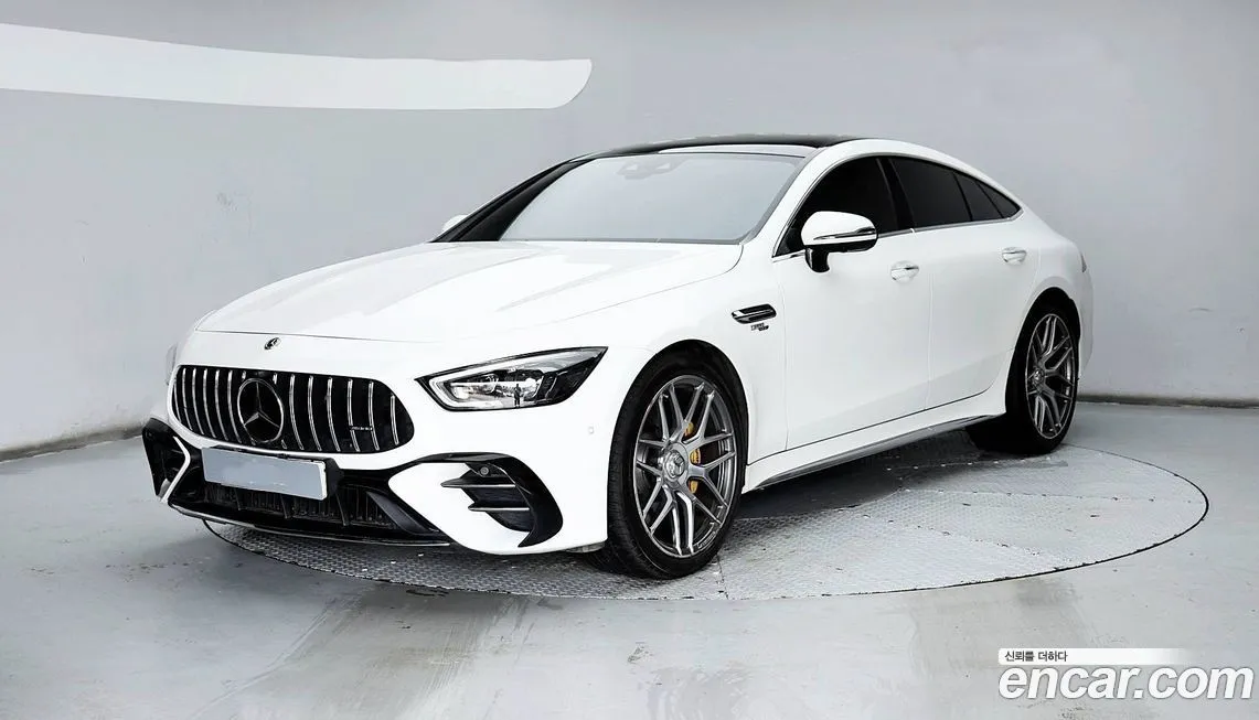 Mercedes-Benz AMG GT — фото 1