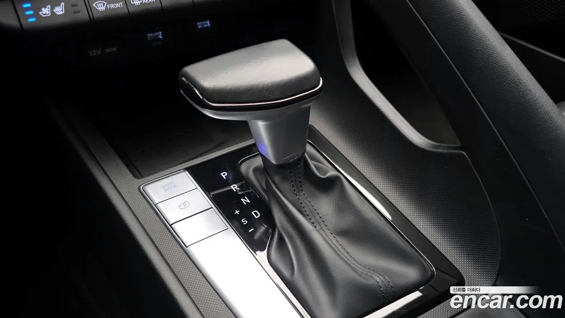 Hyundai AVANTE — фото 4