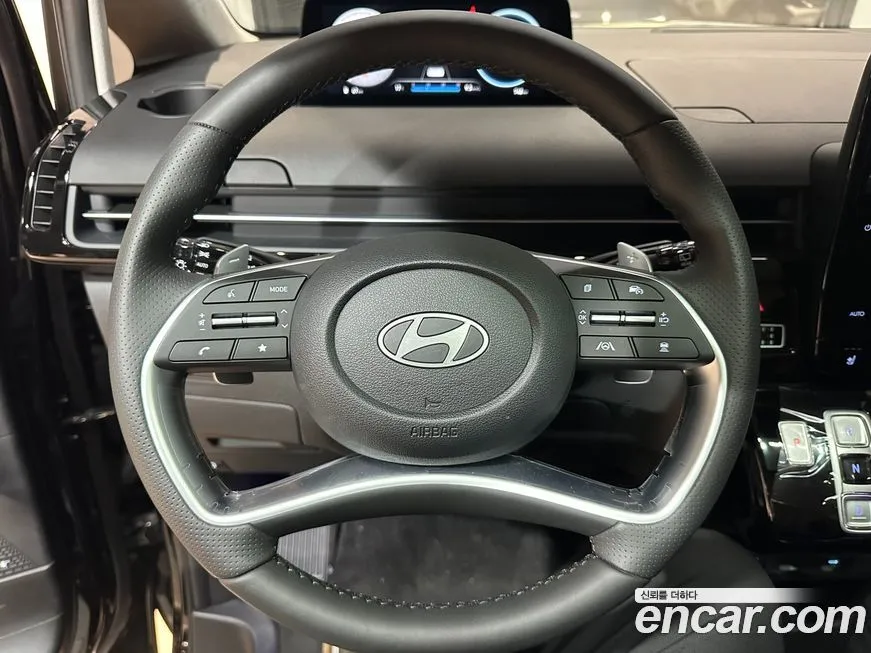 Hyundai Staria — фото 2