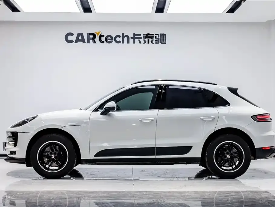 Porsche Macan — фото 5