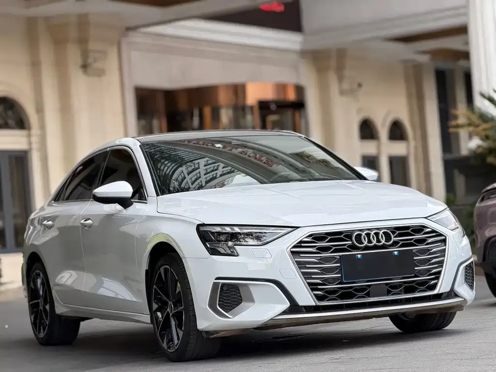 Audi A3 — фото 2
