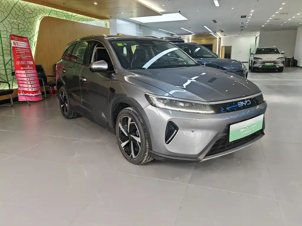 BYD Seal 05 DM-i — фото 6