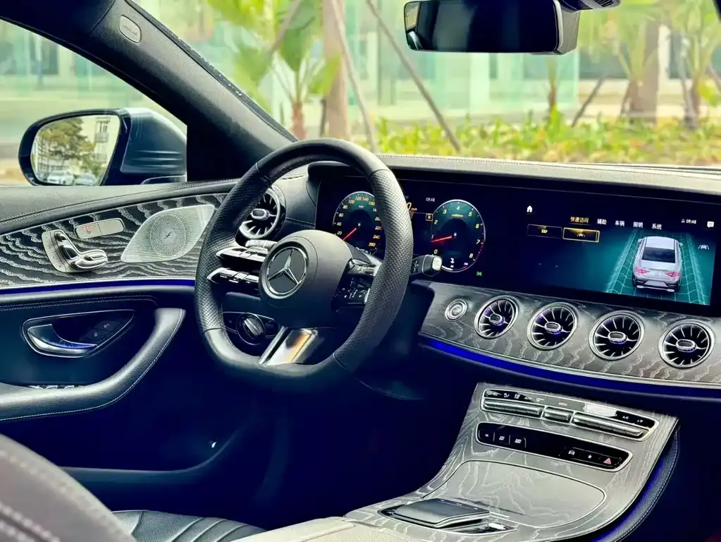 Mercedes-Benz CLS — фото 8