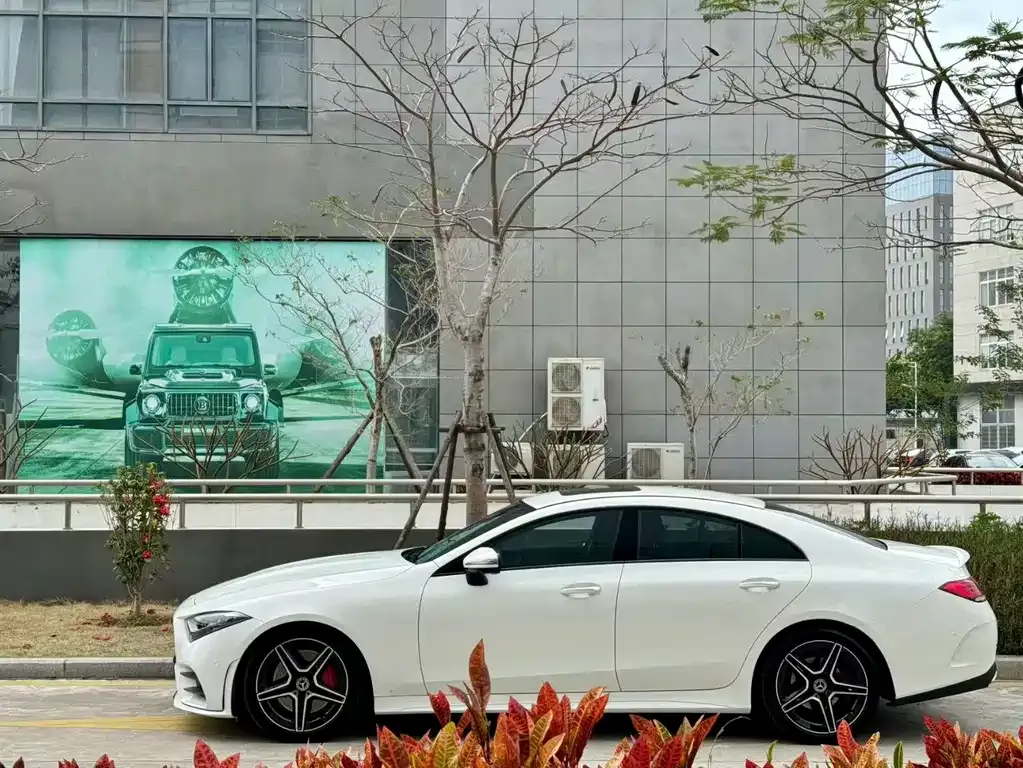 Mercedes-Benz CLS — фото 9