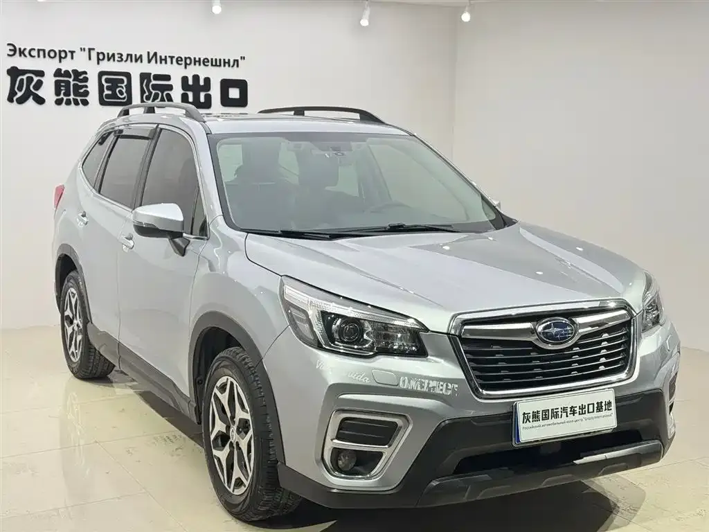 Subaru Forester — фото 8