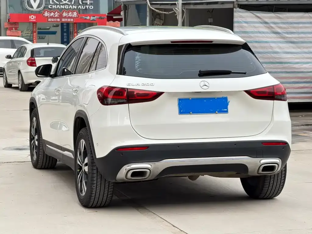 Mercedes-Benz GLA — фото 6