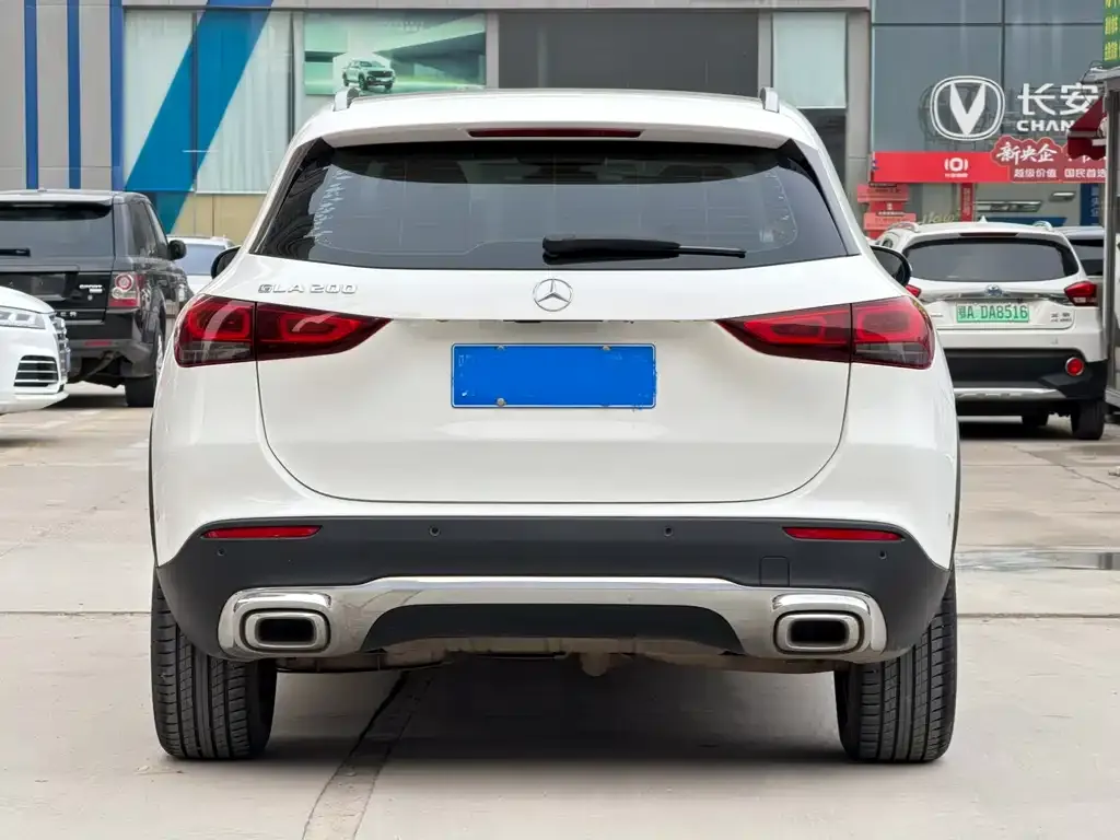 Mercedes-Benz GLA — фото 5