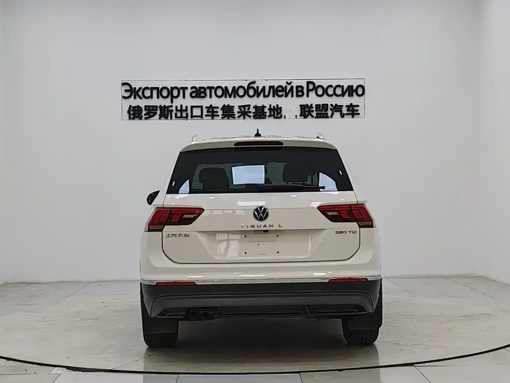 Volkswagen Tiguan L — фото 2