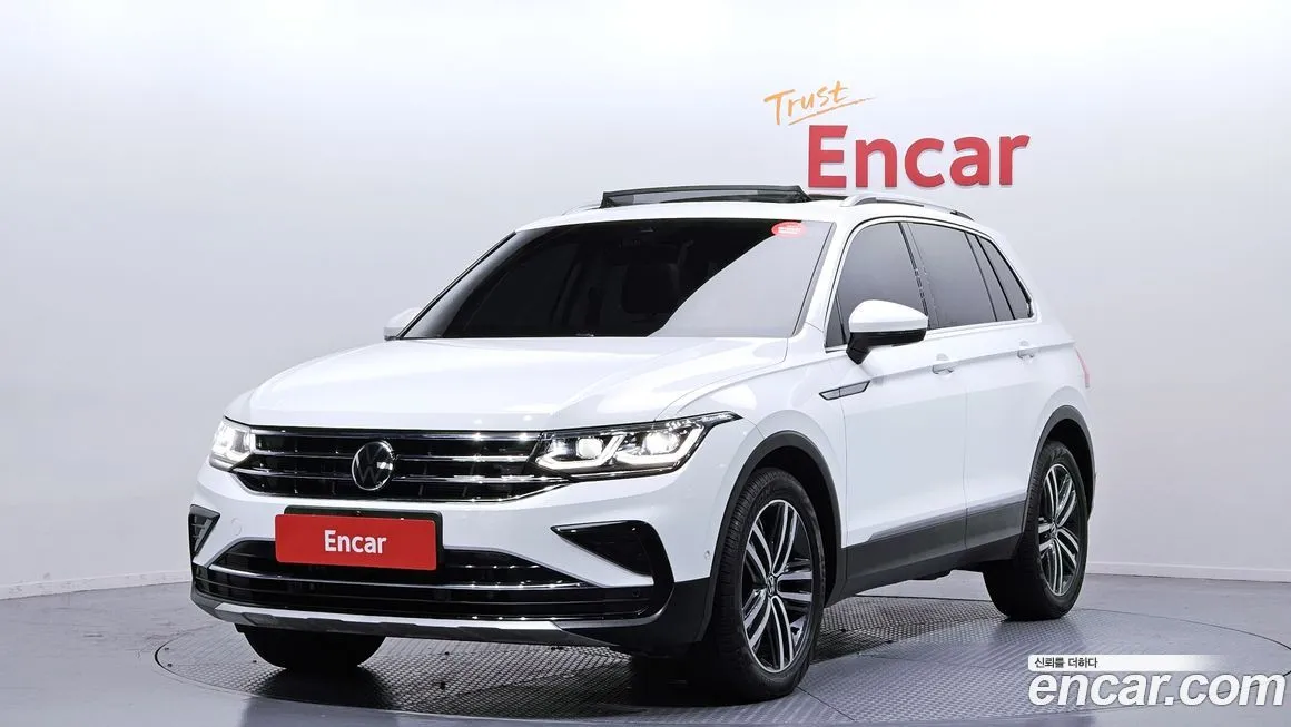 Volkswagen Tiguan — фото 1