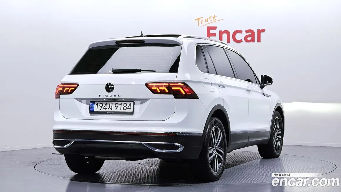 Volkswagen Tiguan — фото 2