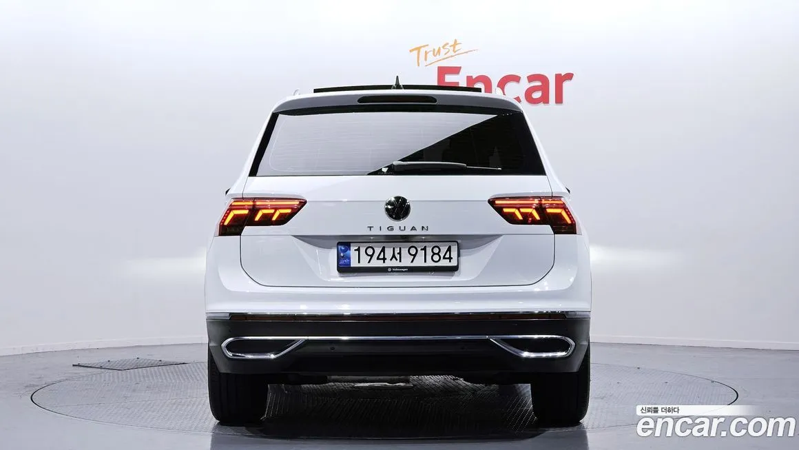 Volkswagen Tiguan — фото 7
