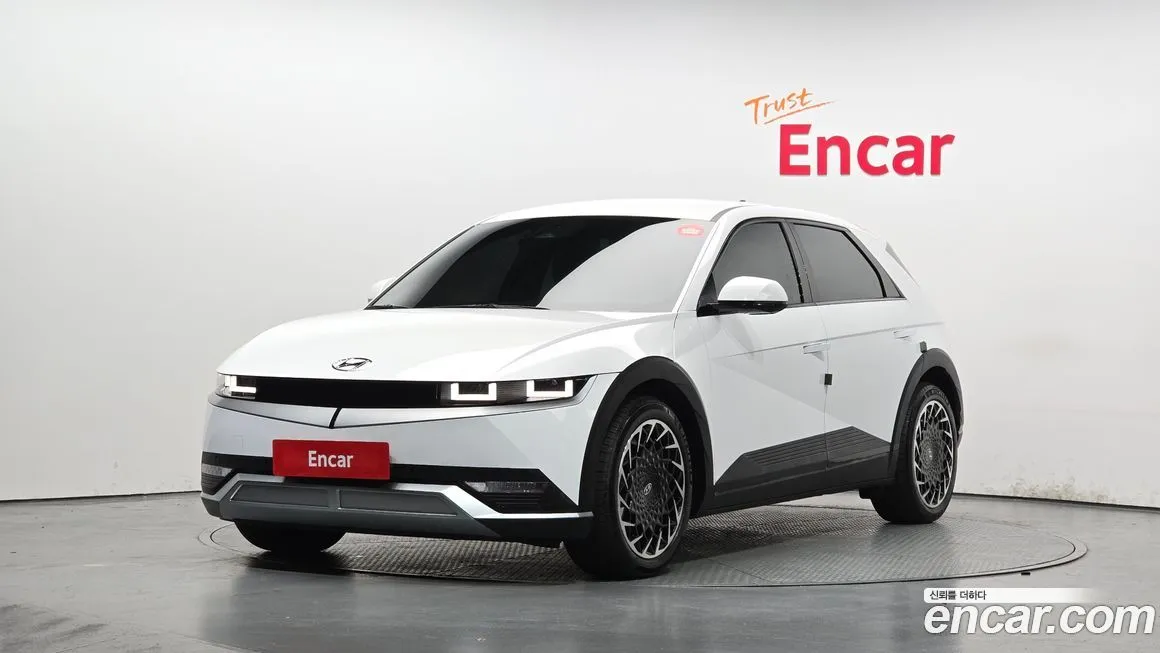Hyundai Ioniq5 — фото 1