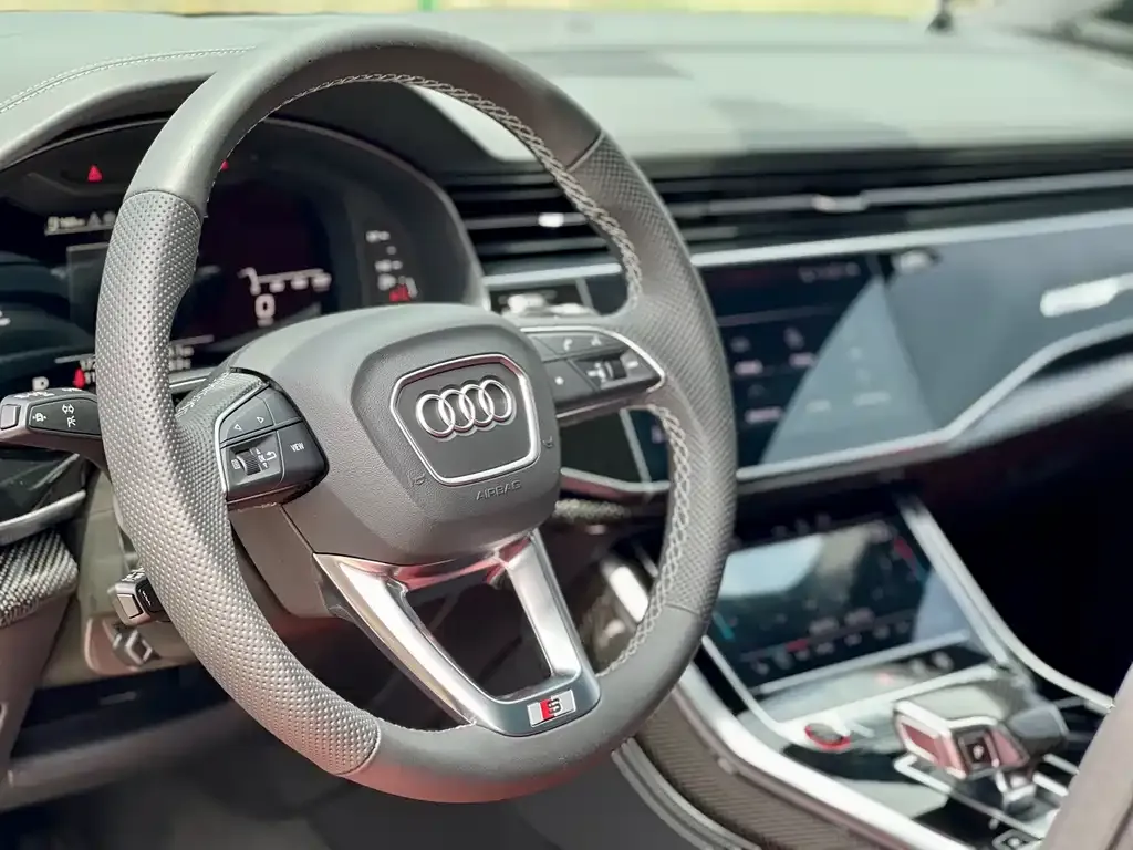 Audi SQ7 — фото 2
