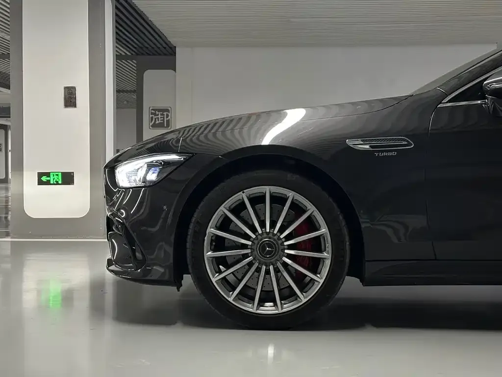 Mercedes-Benz AMG GT — фото 4