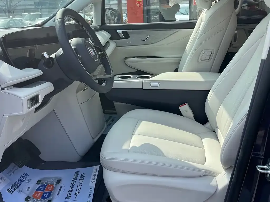 Buick GL8 Hybrid — фото 8
