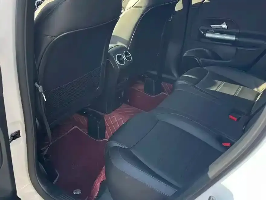 Mercedes-Benz GLA — фото 5