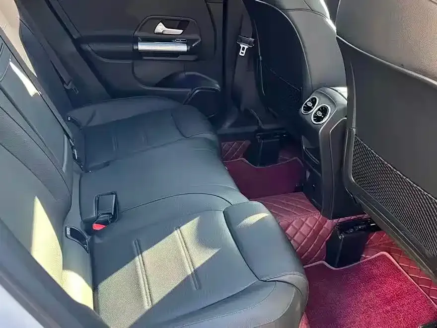 Mercedes-Benz GLA — фото 9