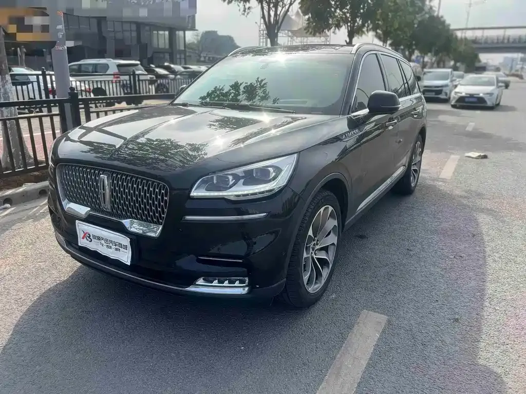 Lincoln Aviator — фото 1