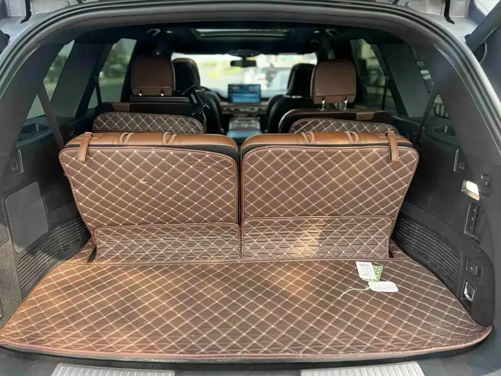 Lincoln Aviator — фото 8