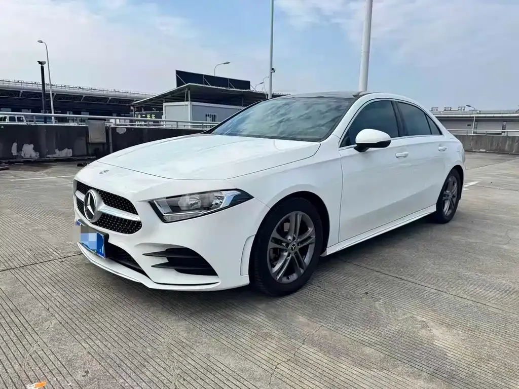 Mercedes-Benz A-Class — фото 1