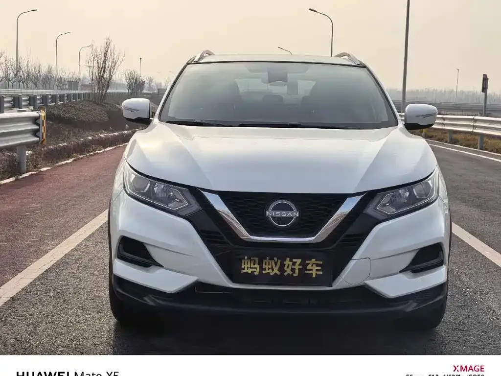 Nissan Qashqai — фото 6