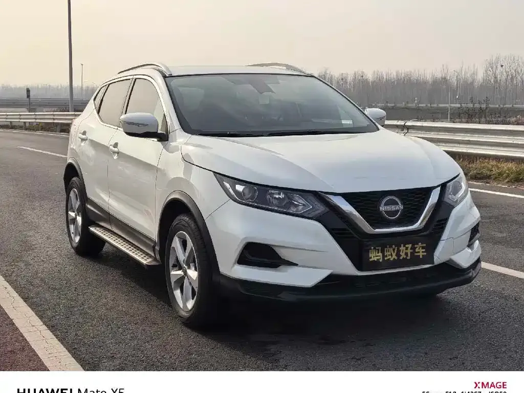 Nissan Qashqai — фото 10