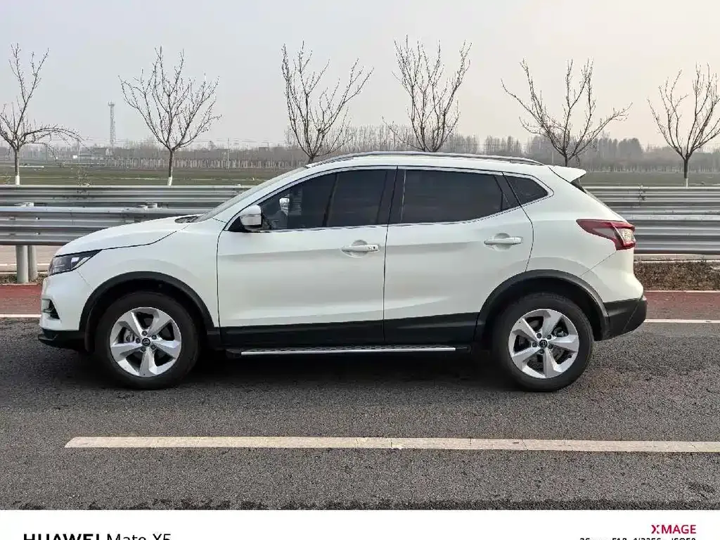 Nissan Qashqai — фото 3