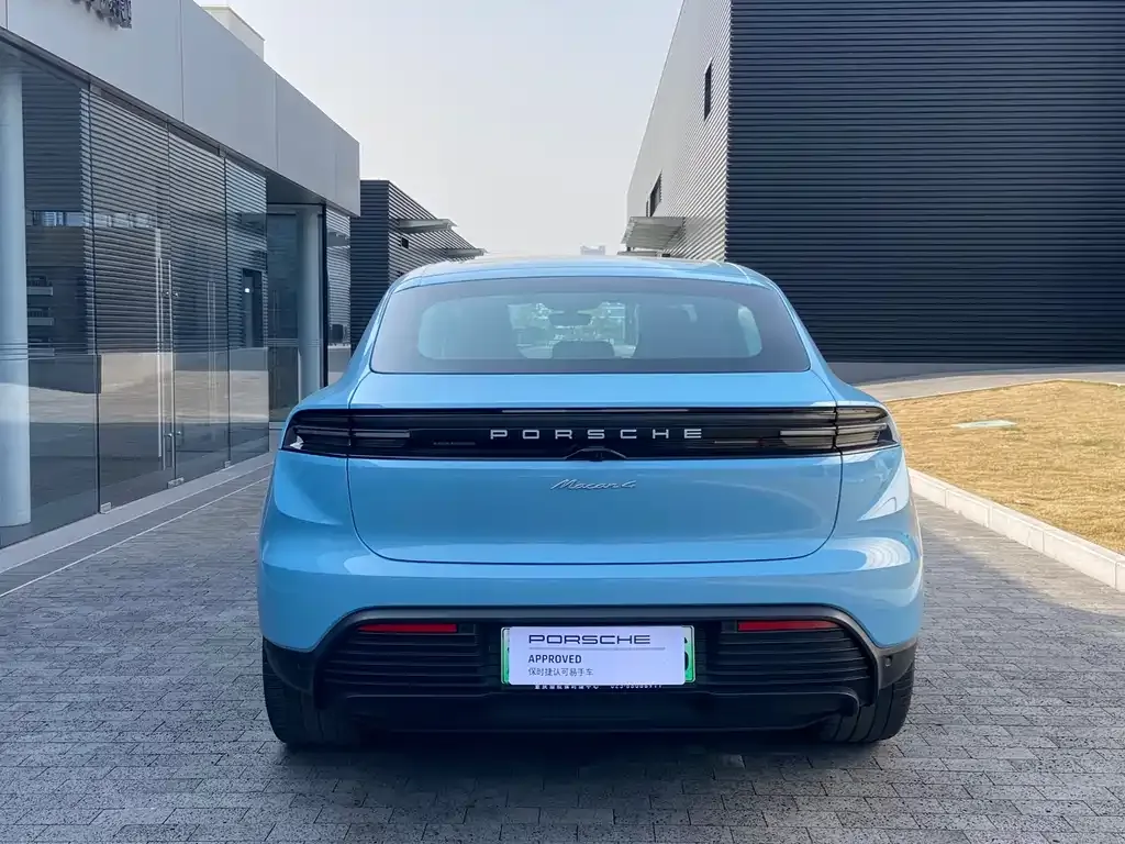 Porsche Macan EV — фото 10
