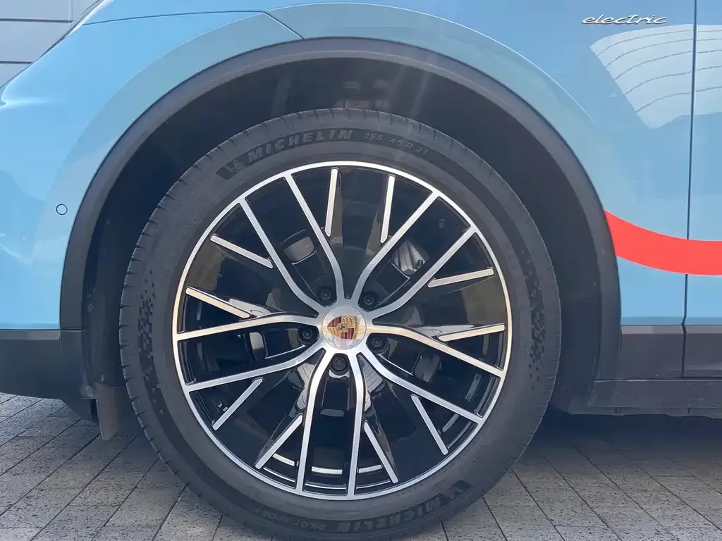 Porsche Macan EV — фото 4