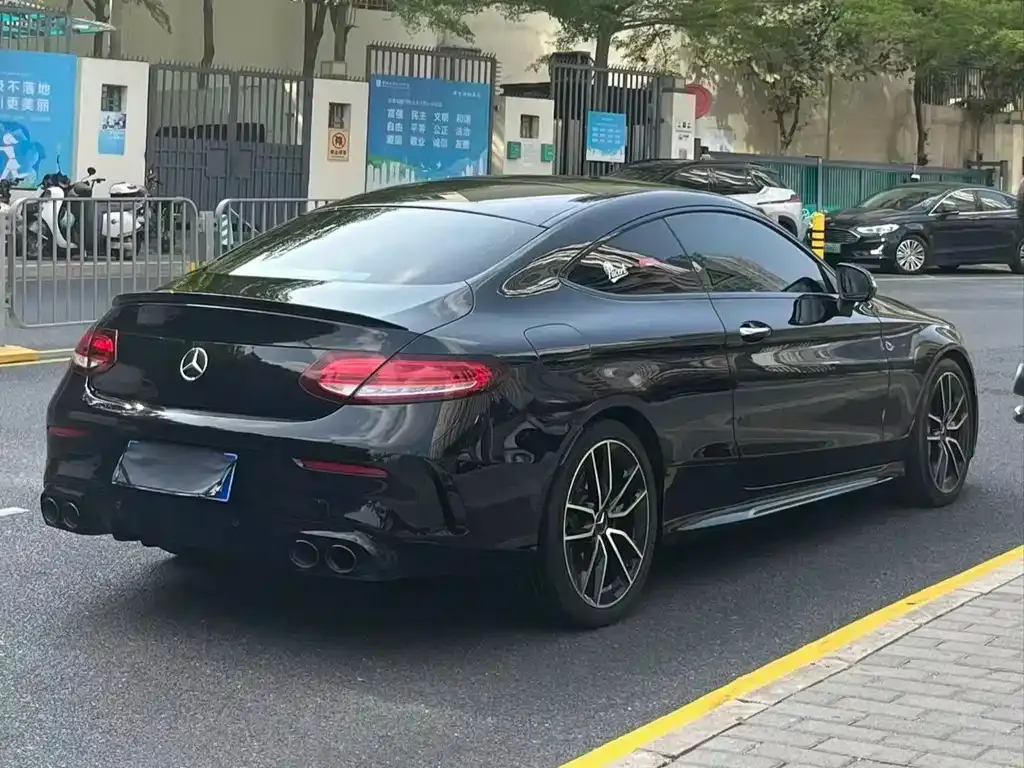 Mercedes-Benz C-Class AMG — фото 9