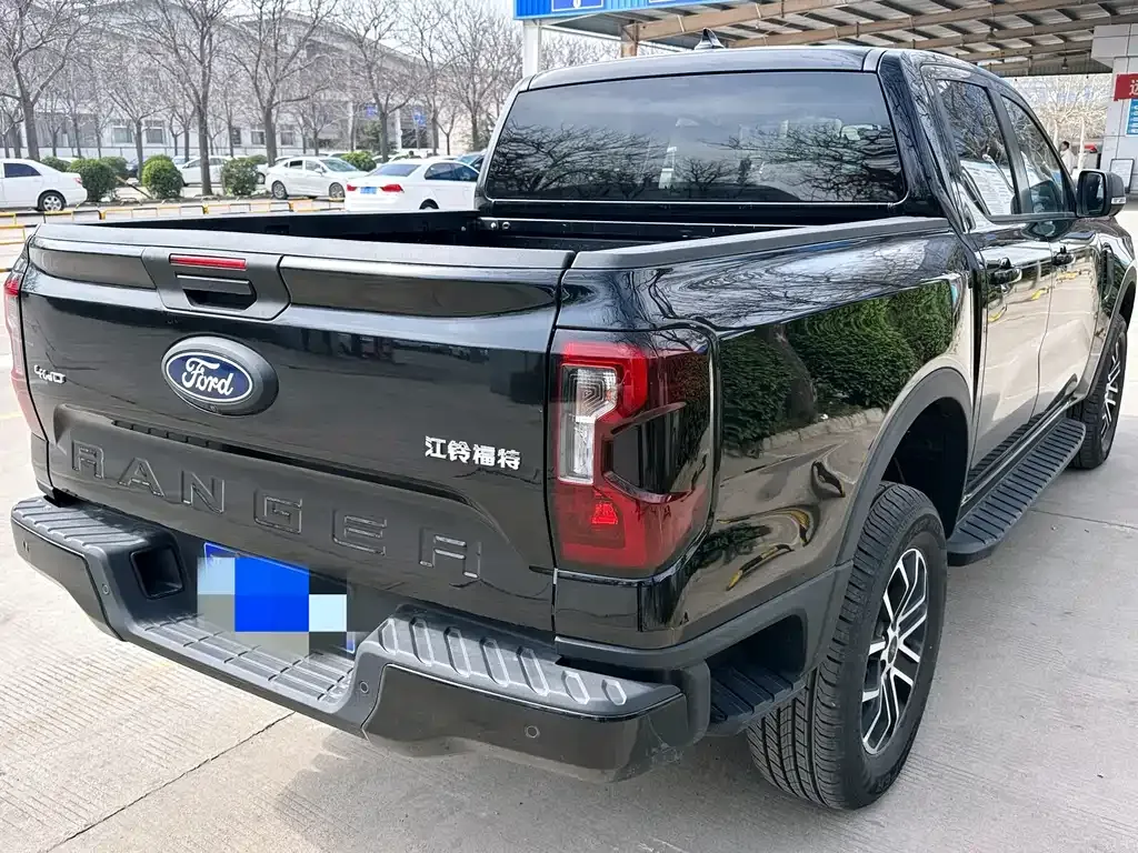 Ford Ranger — фото 10