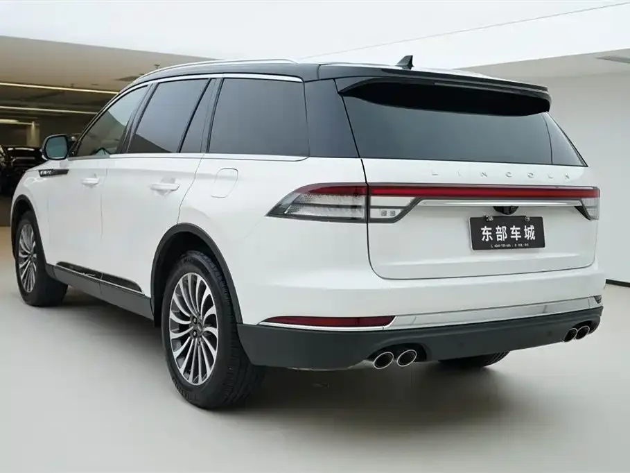 Lincoln Aviator — фото 4