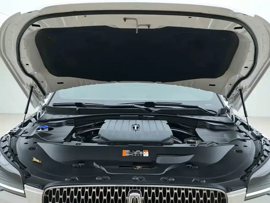 Lincoln Aviator — фото 10