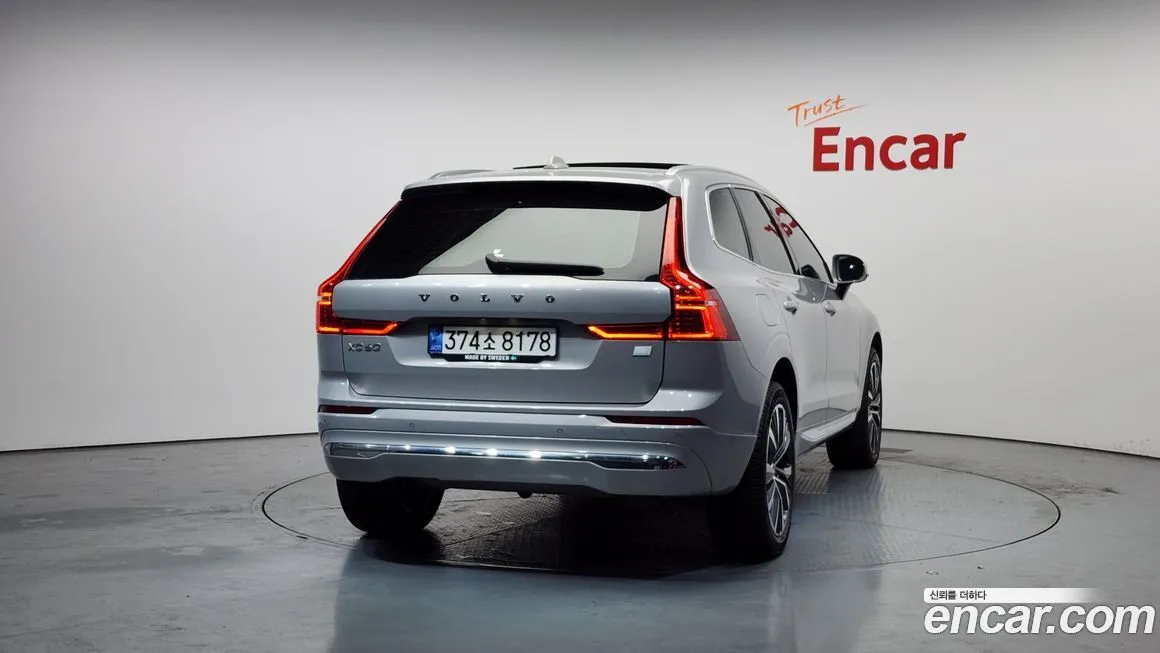 Volvo XC60 — фото 2